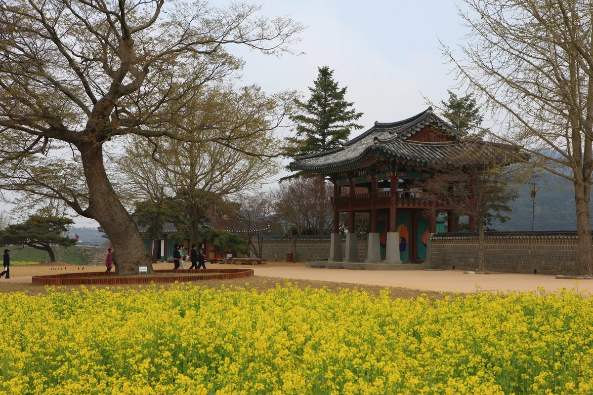 해미읍성역사캠핑장 - 해미읍성 여행